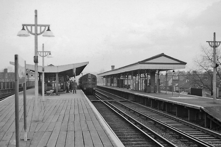 balham station Before