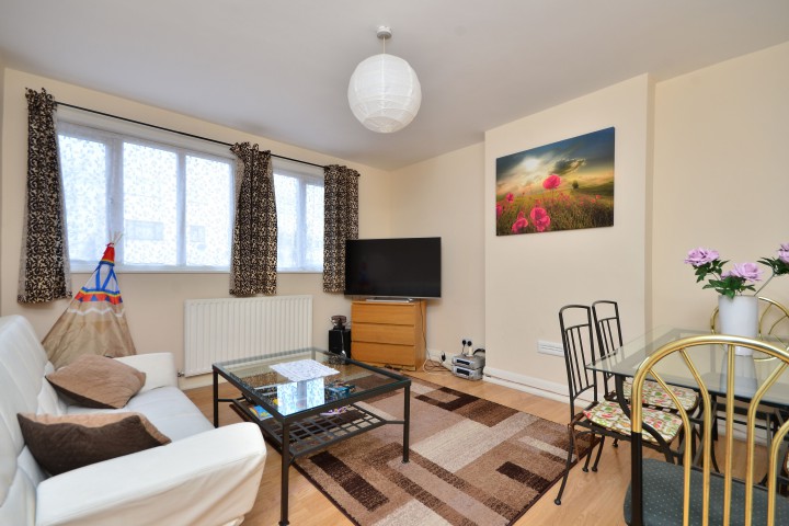 flat in mitcham