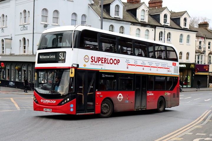 New express bus service for Greater London commuters